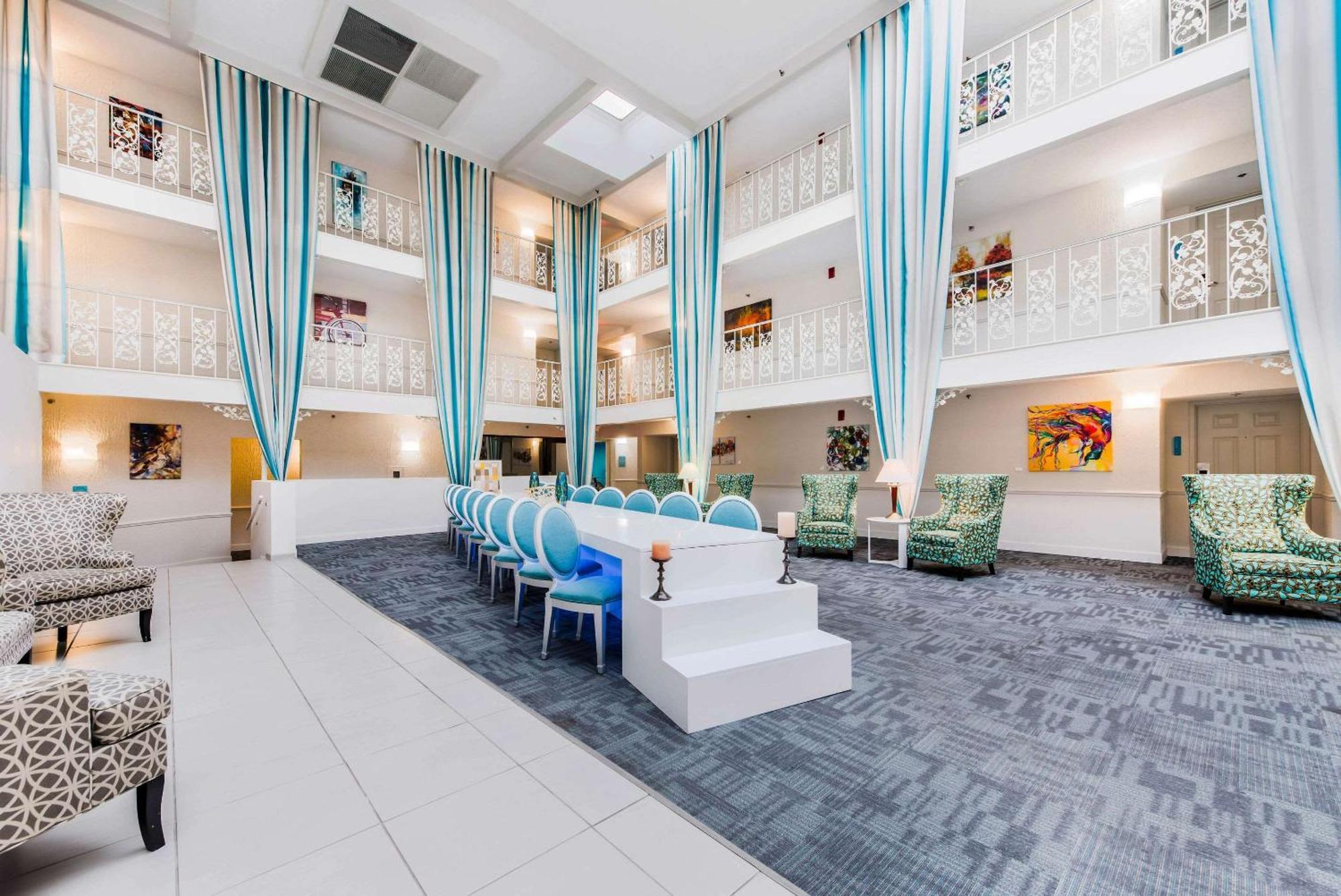 The Blu Hotel Blue Ash Cincinnati, Ascend Hotel Collection Exterior photo